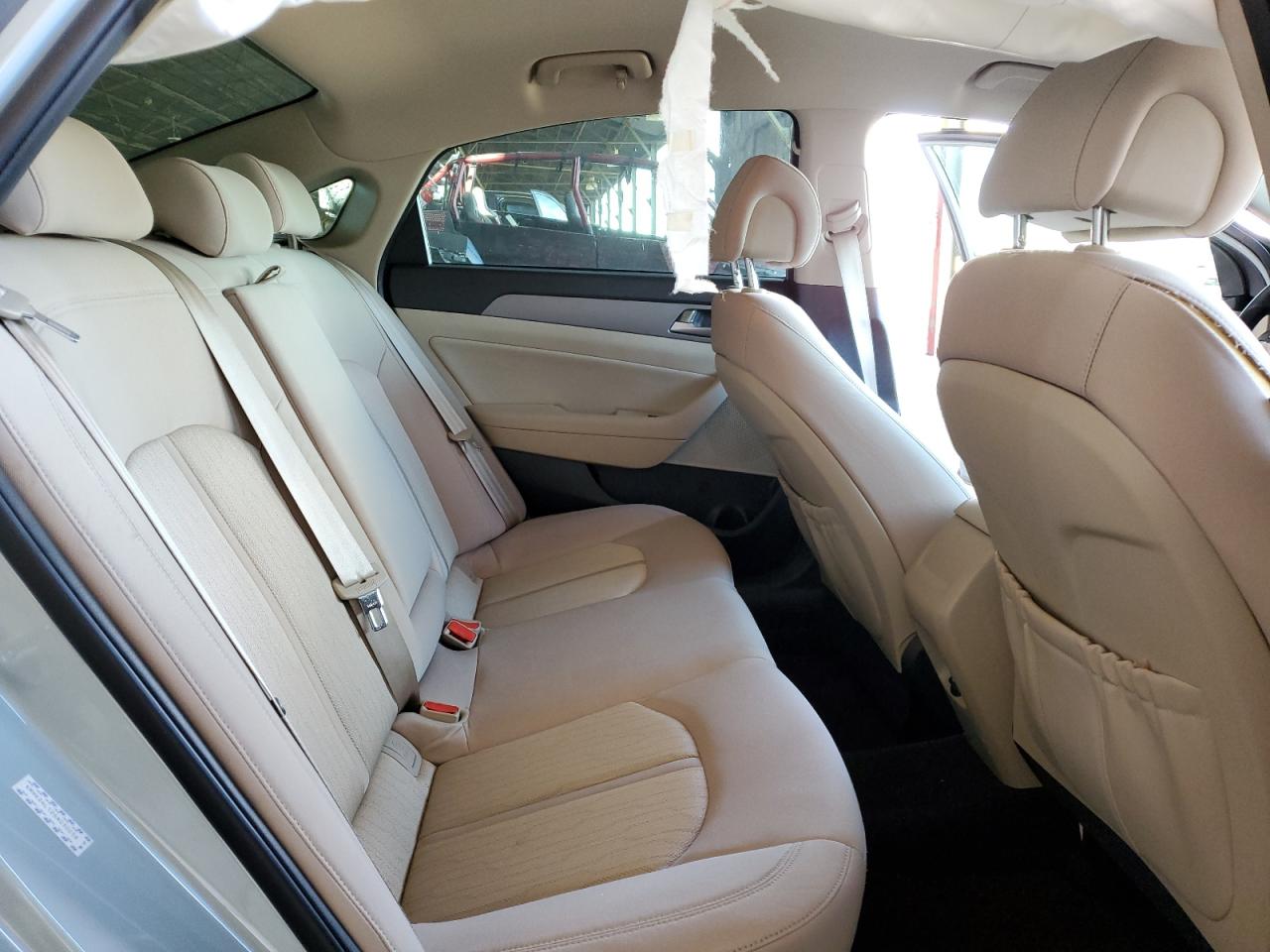 2016 Hyundai Sonata - Image 10