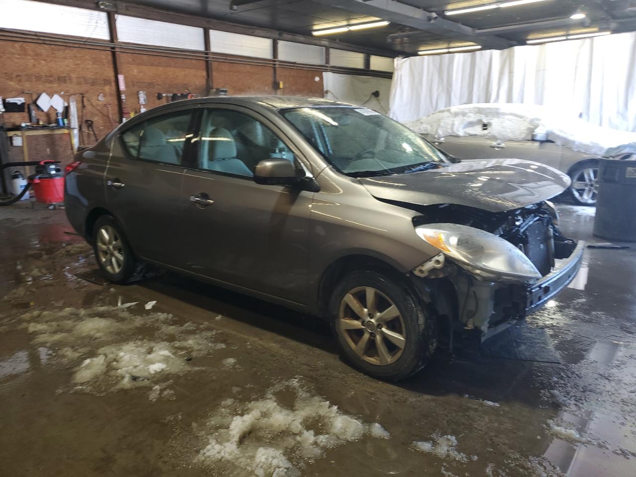 2014 Nissan Versa - Image 4
