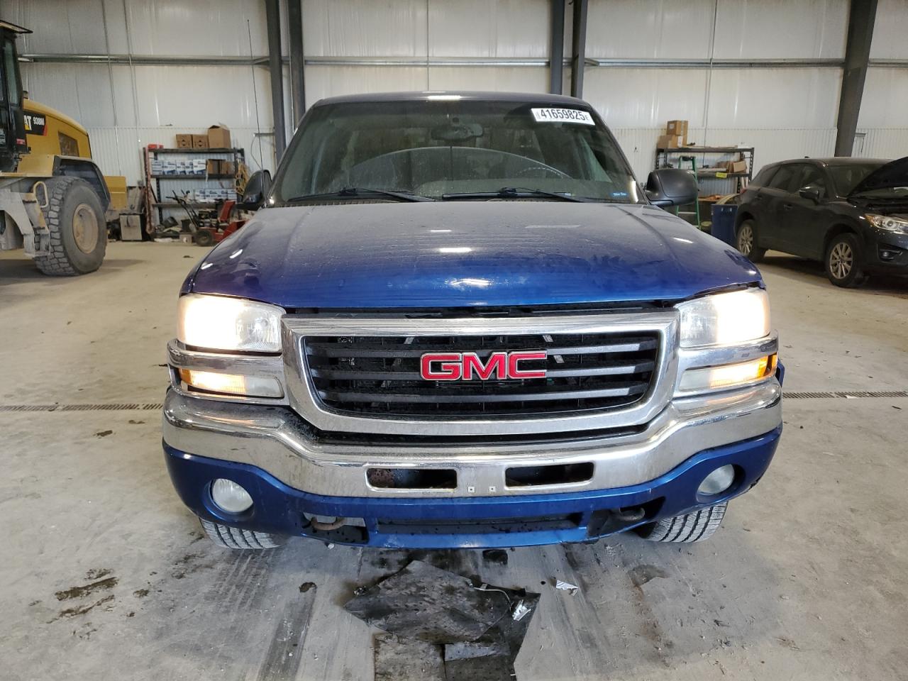 2003 GMC Sierra - Image 5