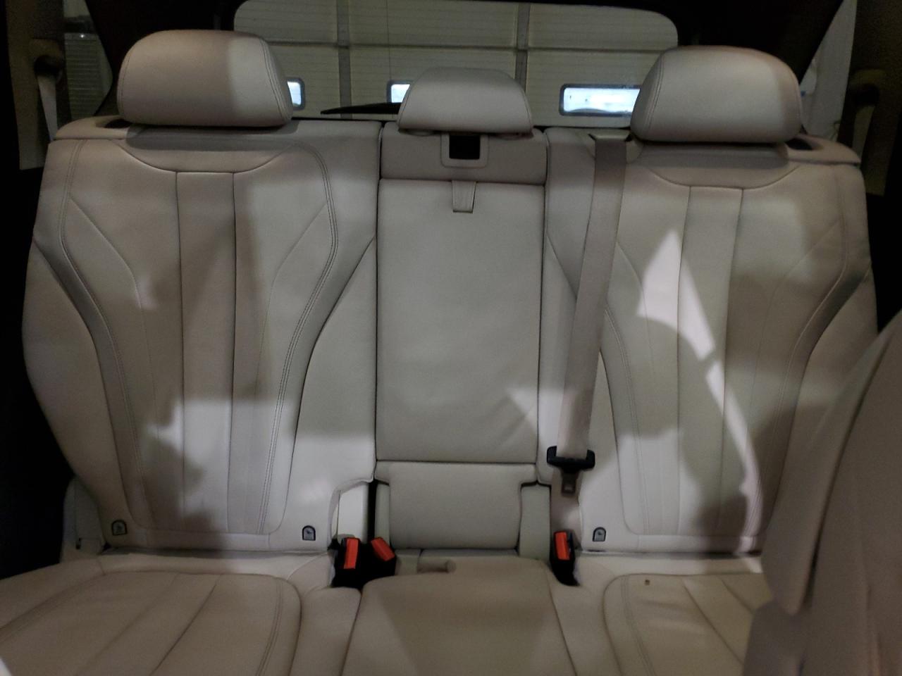 2015 BMW X5 - Image 10