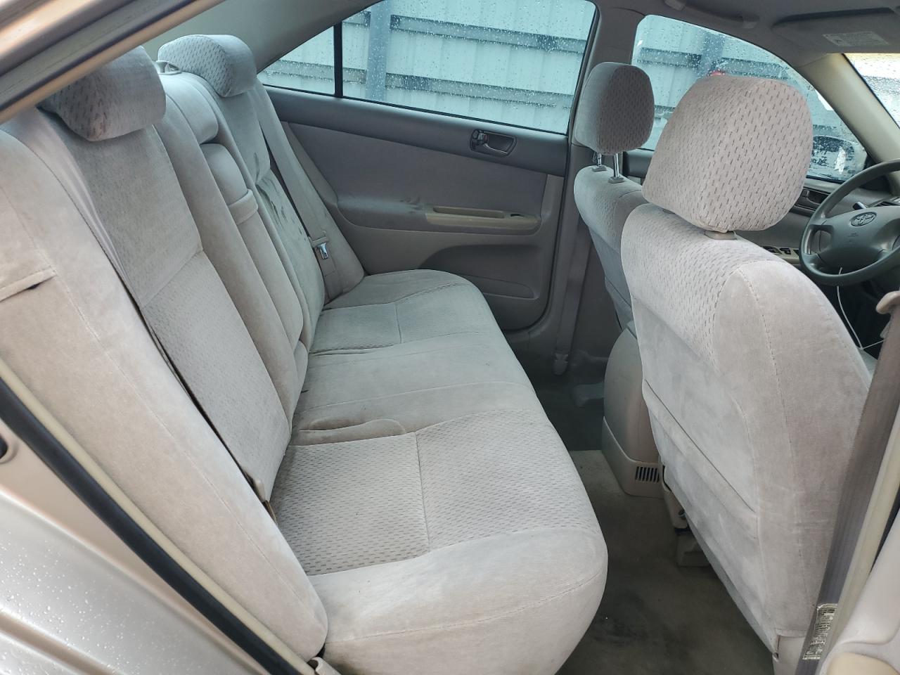 2003 Toyota Camry - Image 10