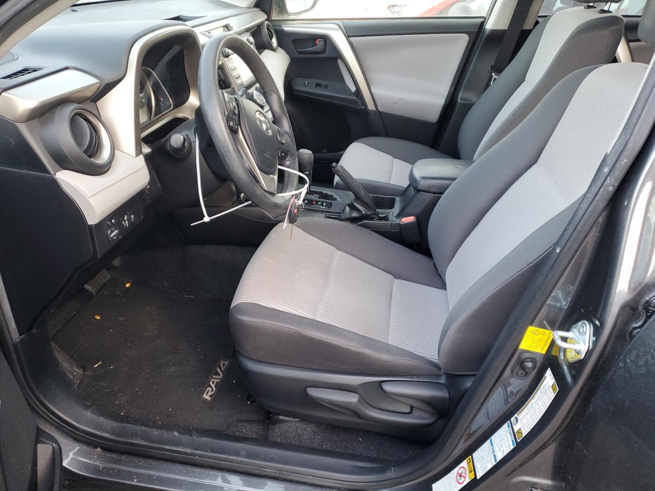 2015 Toyota RAV 4 - Image 7