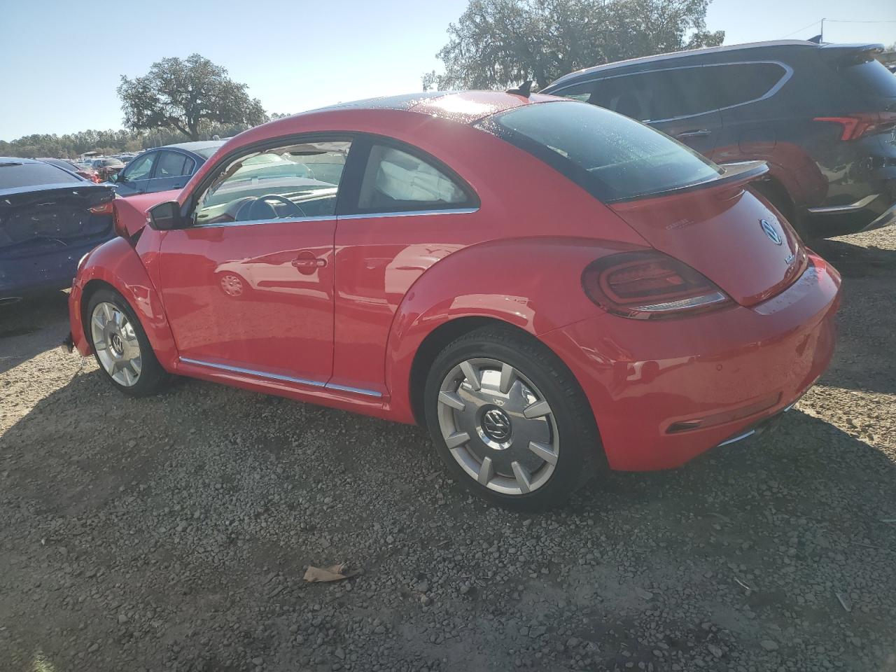 2018 Volkswagen Beetle - Image 2