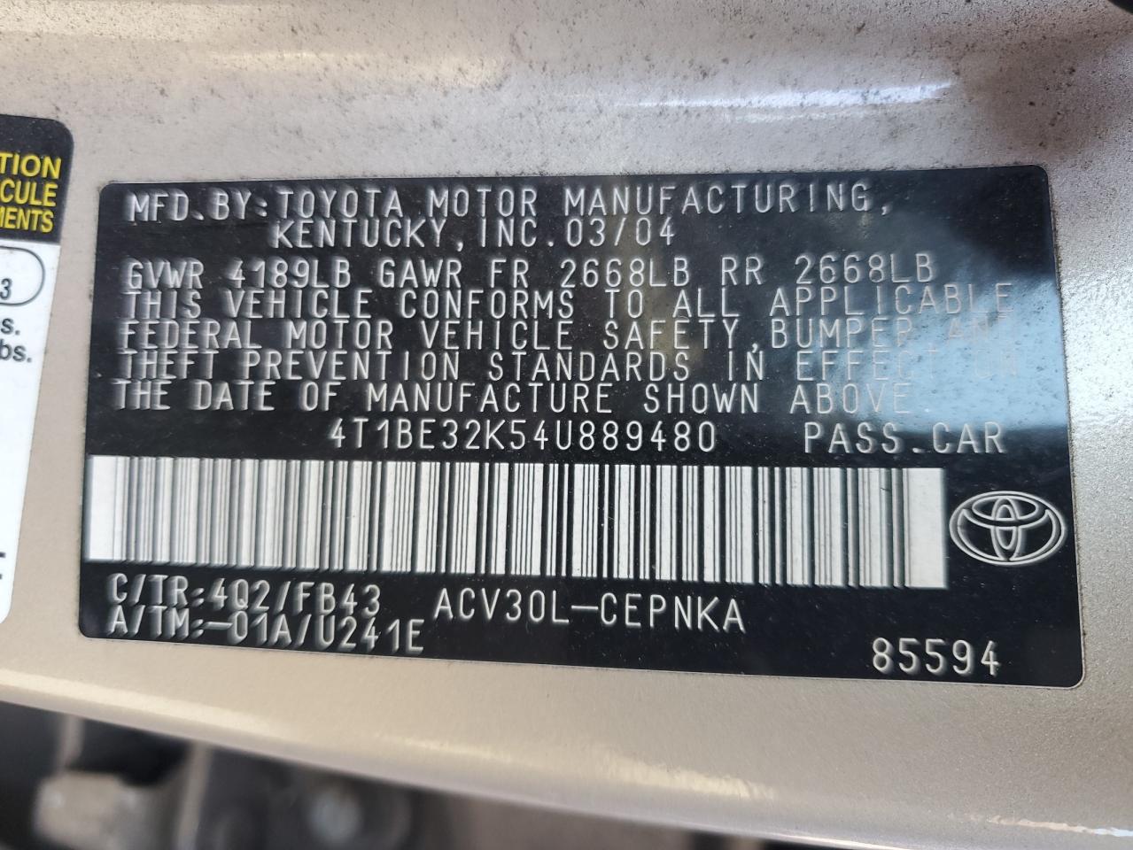 2004 Toyota Camry - Image 12