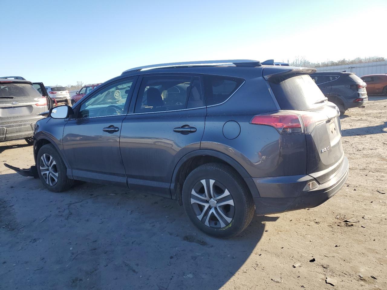 2016 Toyota RAV 4 - Image 2