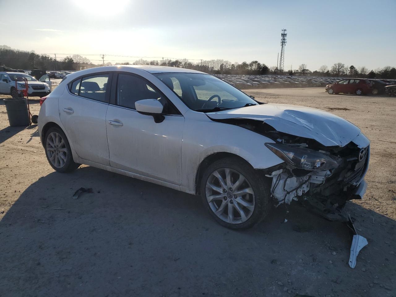 2016 Mazda 3 - Image 4