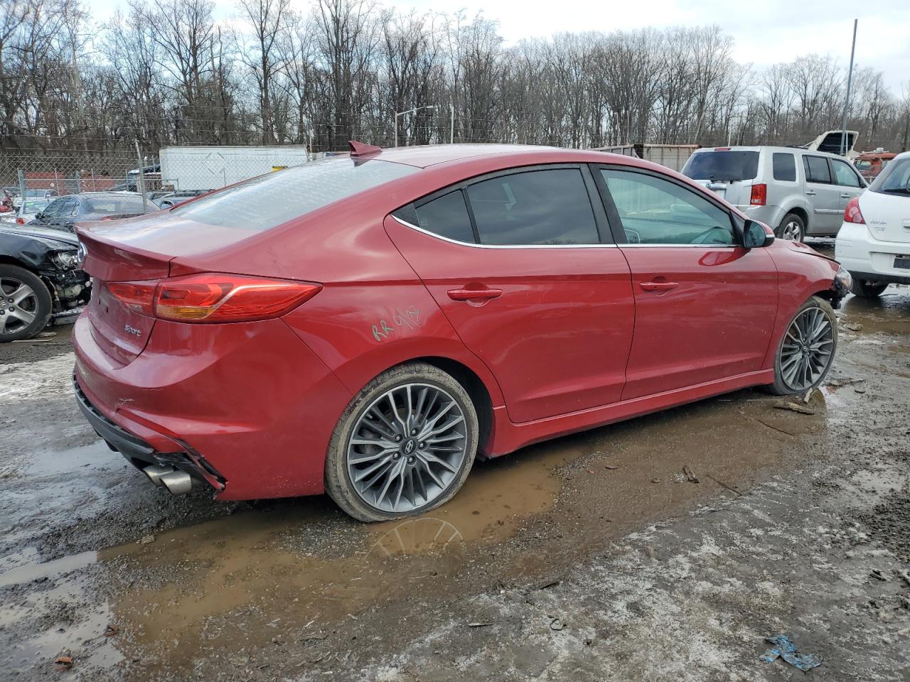 2017 Hyundai Elantra - Image 3