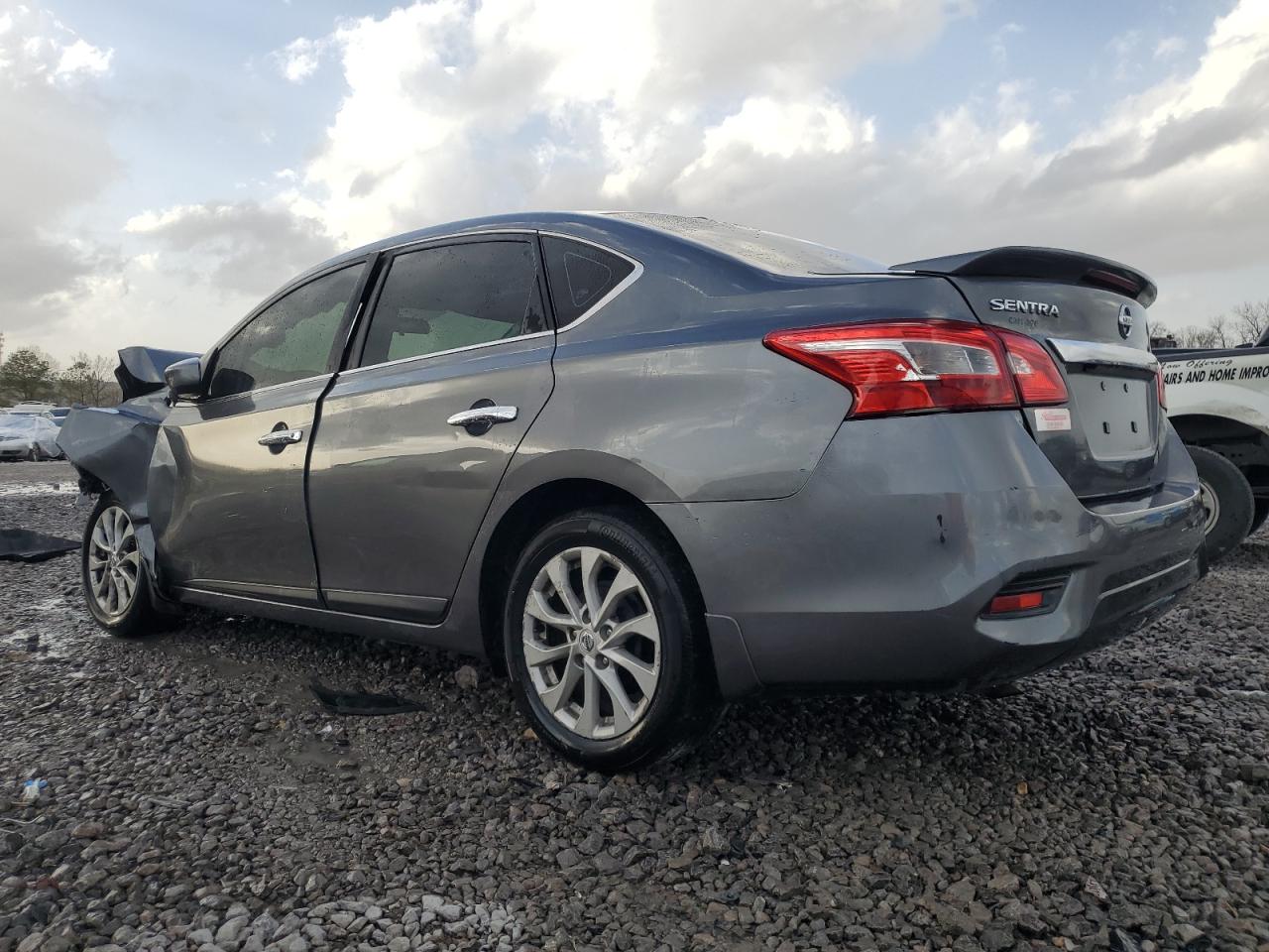 2018 Nissan Sentra - Image 2