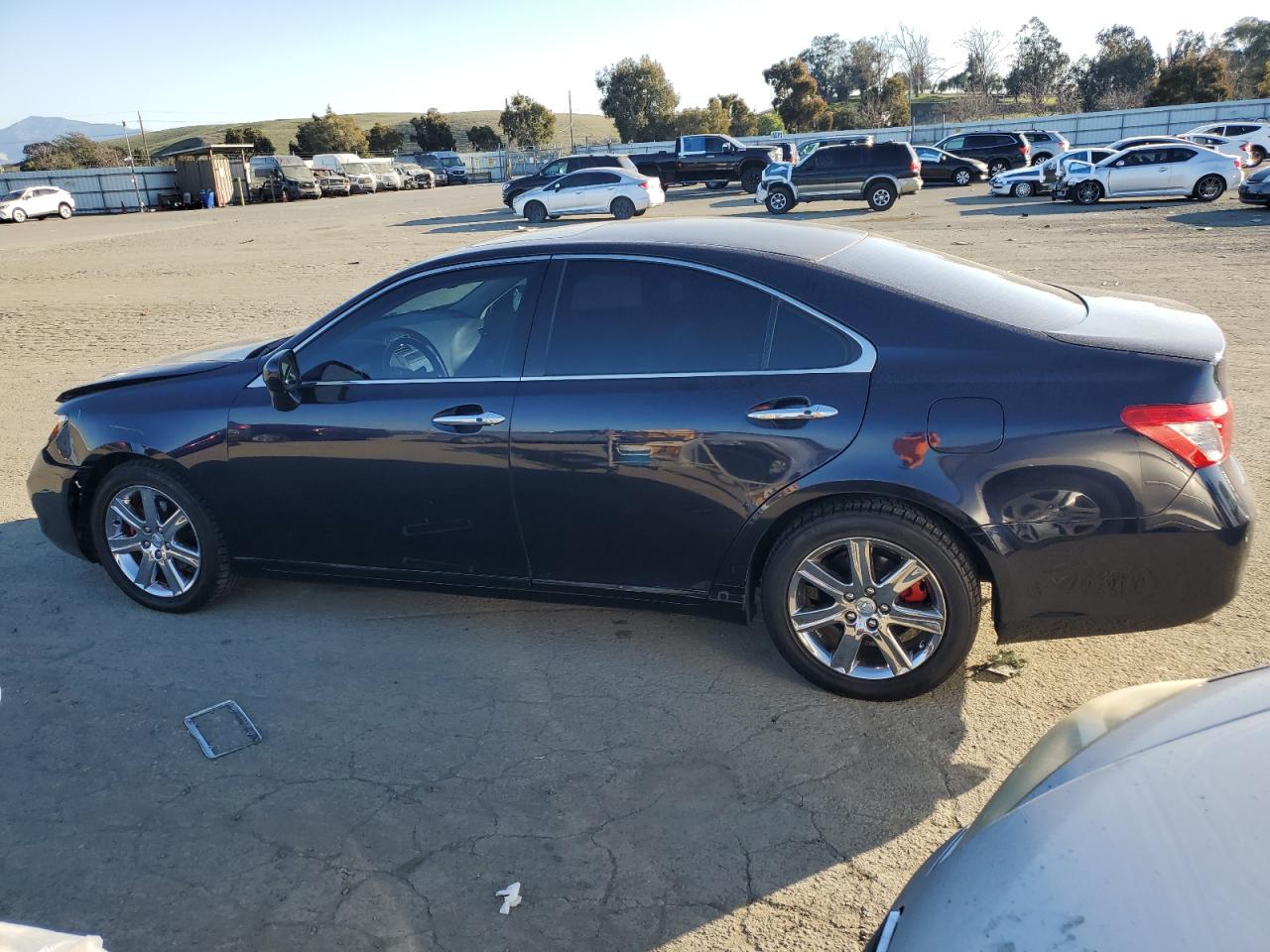 2009 Lexus ES - Image 2