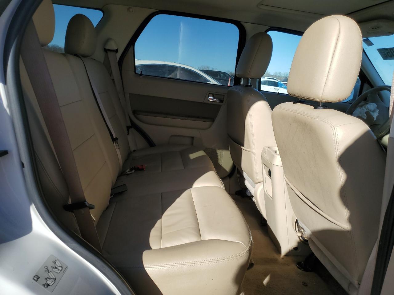2011 Ford Escape - Image 12