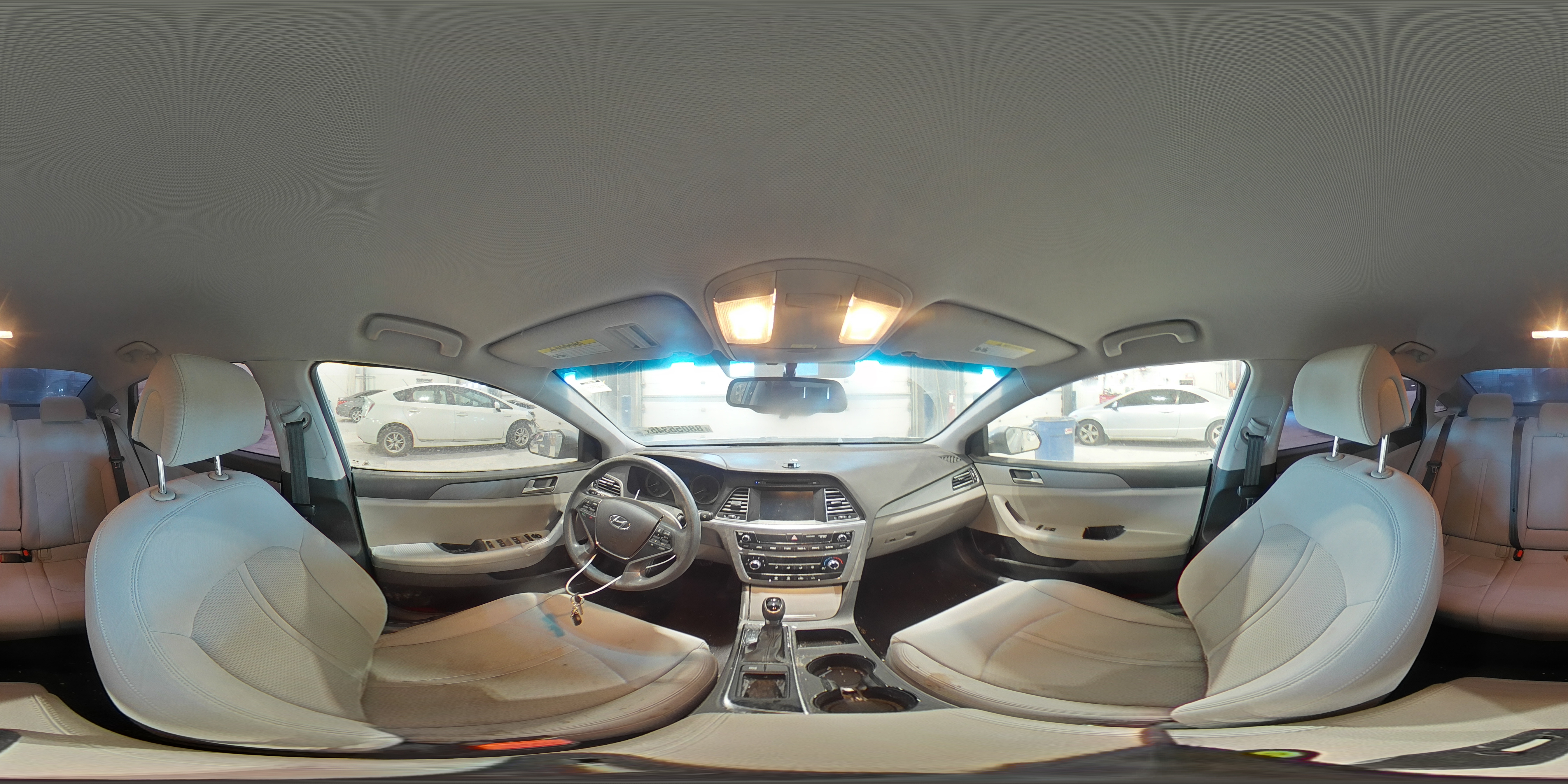 2016 Hyundai Sonata - Image 13