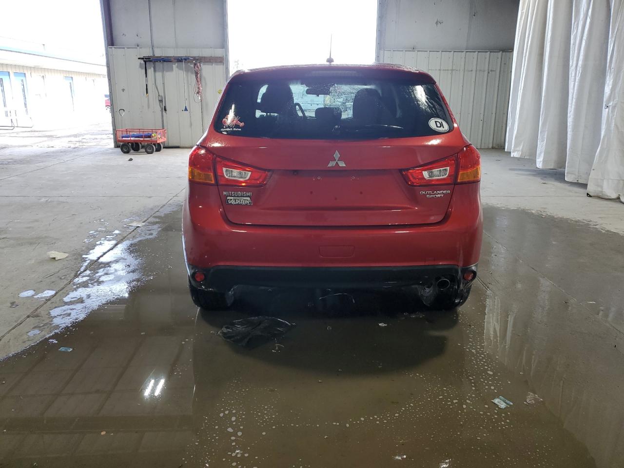 2014 Mitsubishi Outlander - Image 6