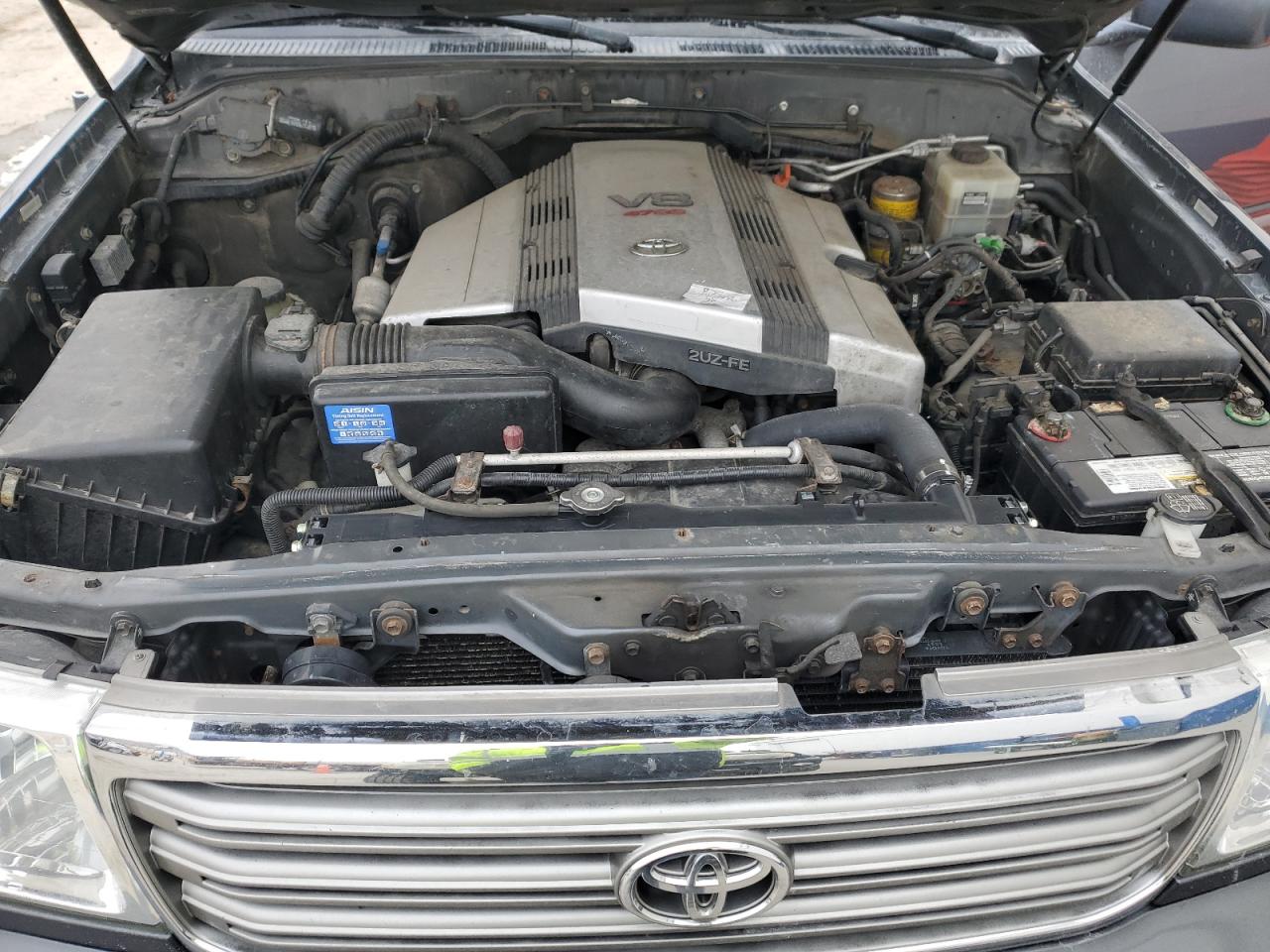 2003 Toyota Land Cruiser - Image 11