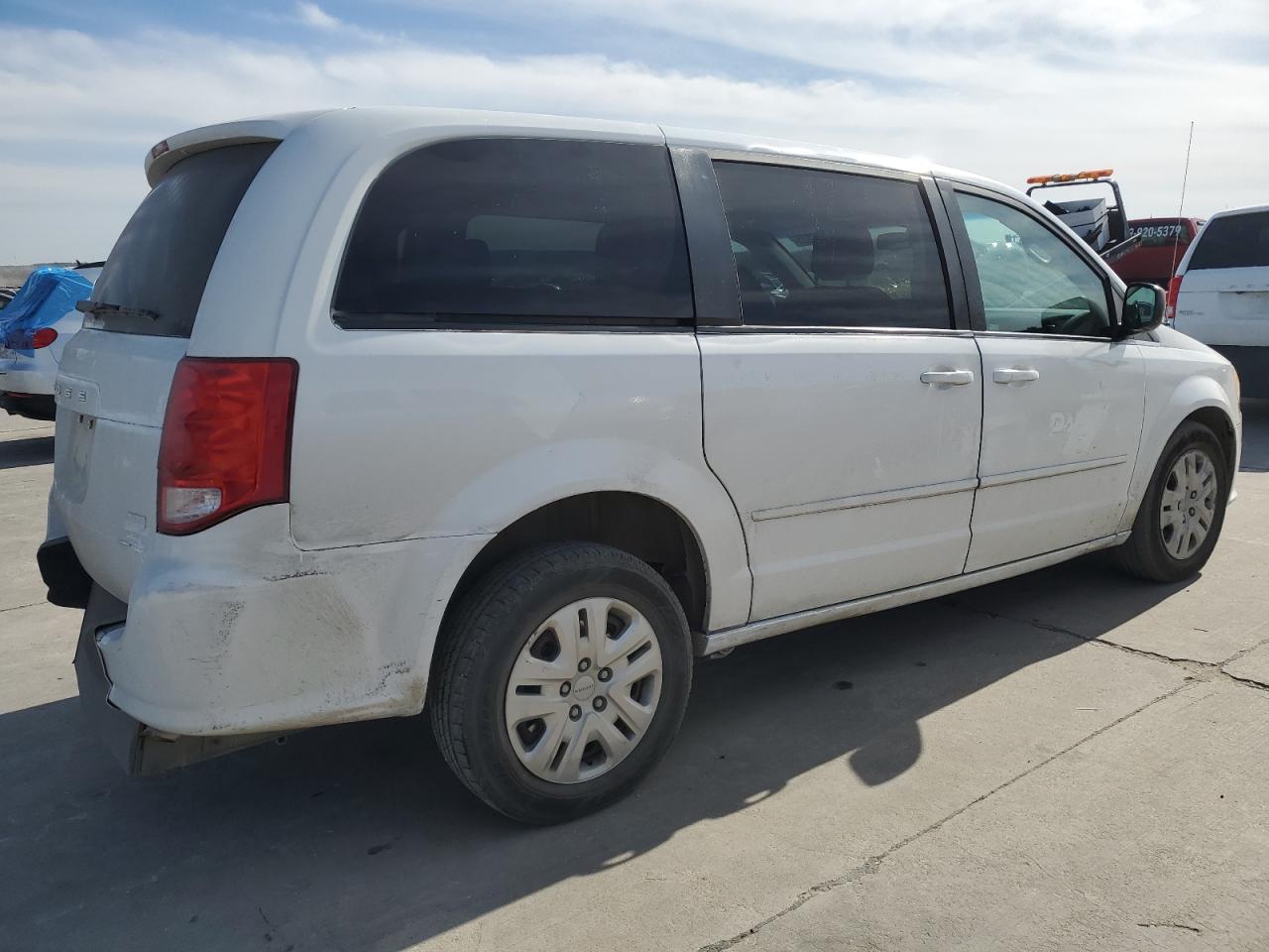 VIN 2C4RDGBG2HR599788 2017 DODGE CARAVAN no.3