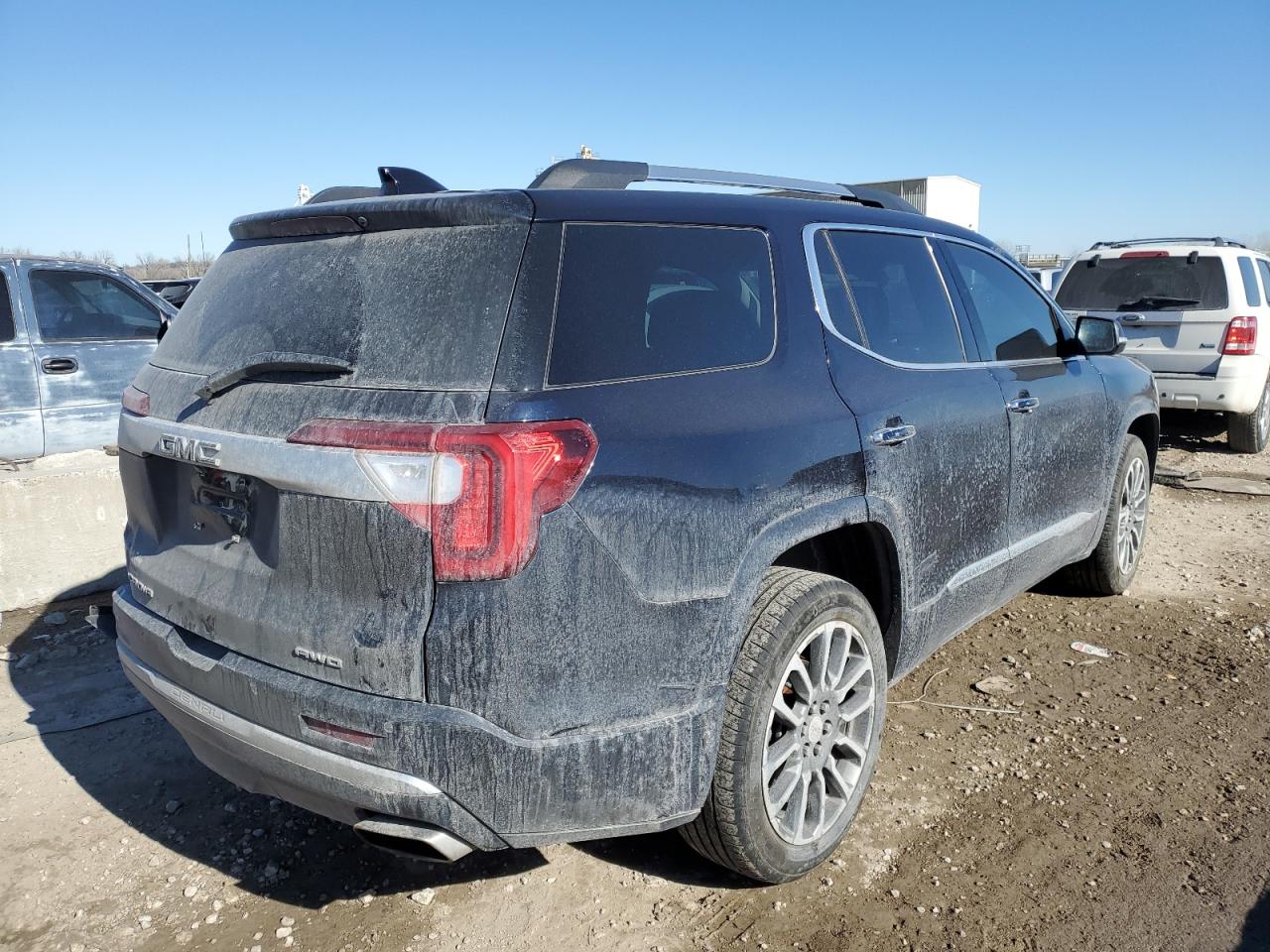 2021 GMC Acadia - Image 3