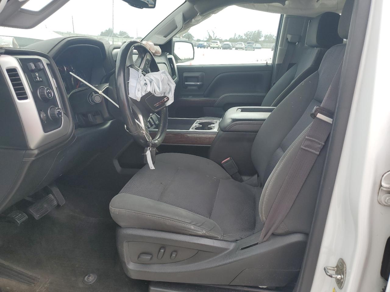 2017 GMC Sierra - Image 7