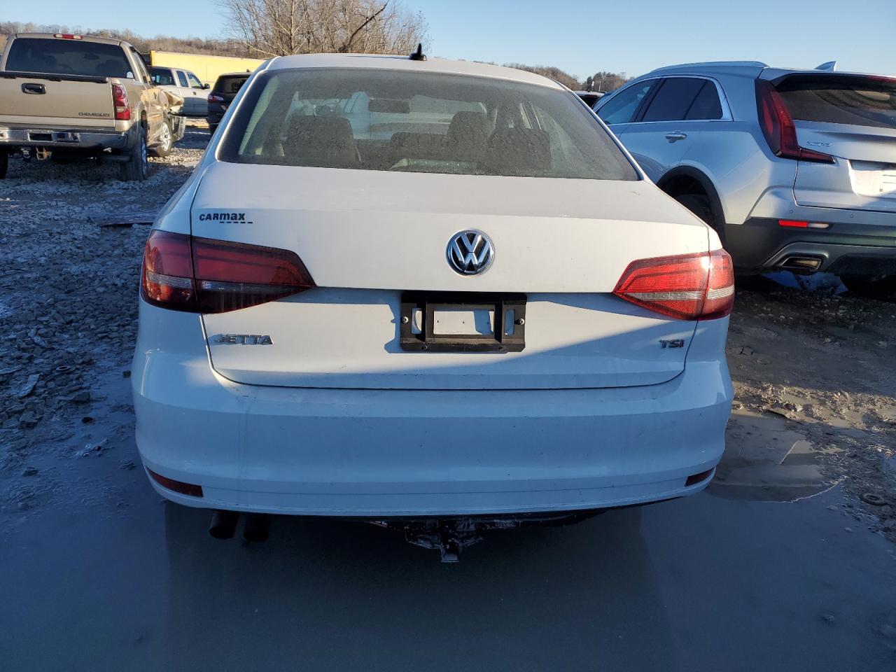 2016 Volkswagen Jetta - Image 6