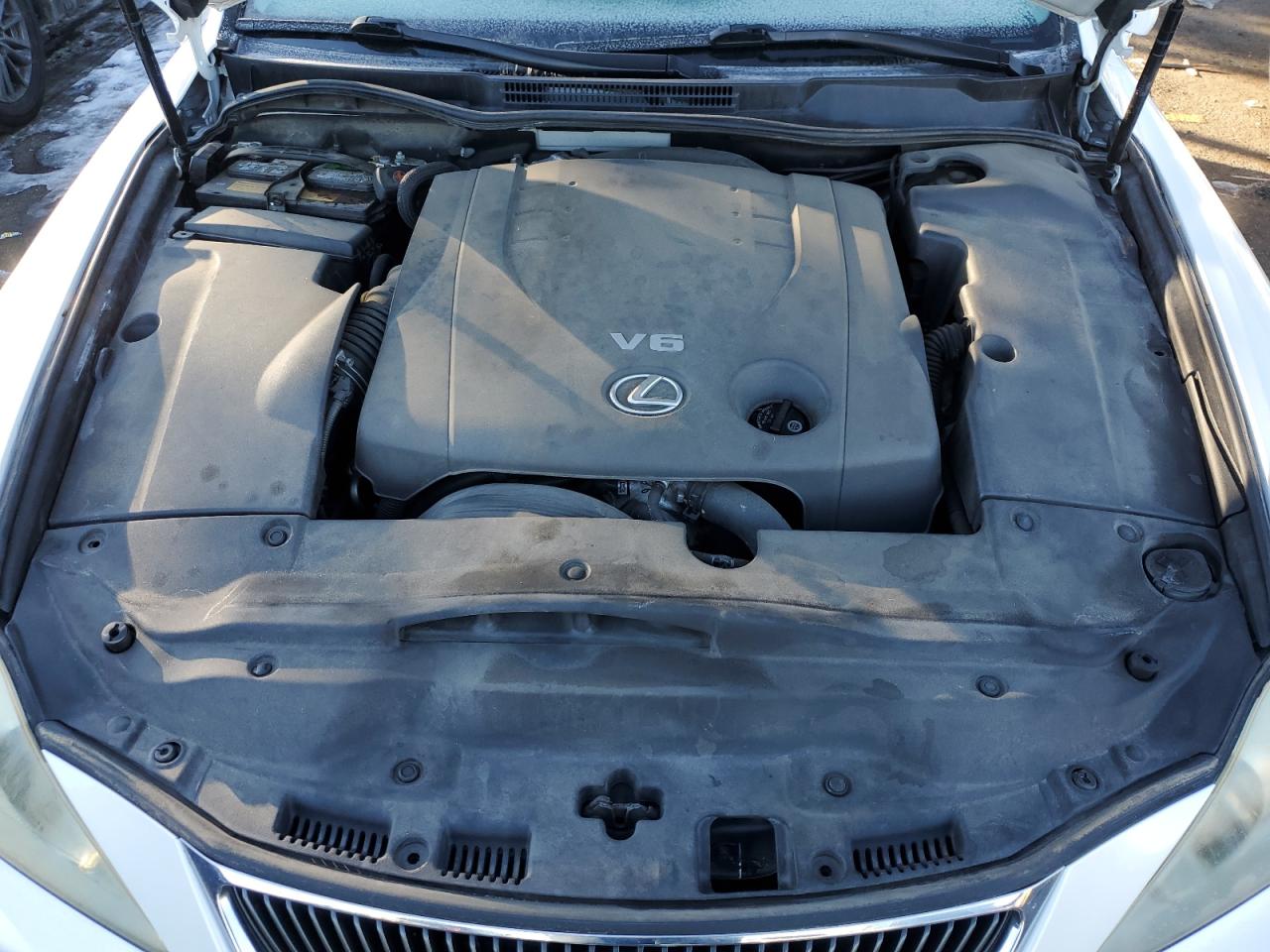 2008 Lexus IS - Image 11