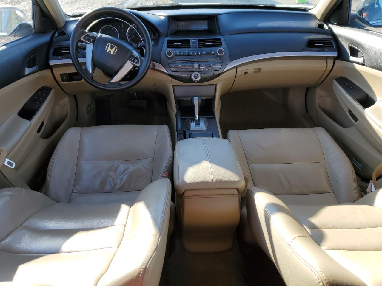 2012 Honda Accord - Image 8