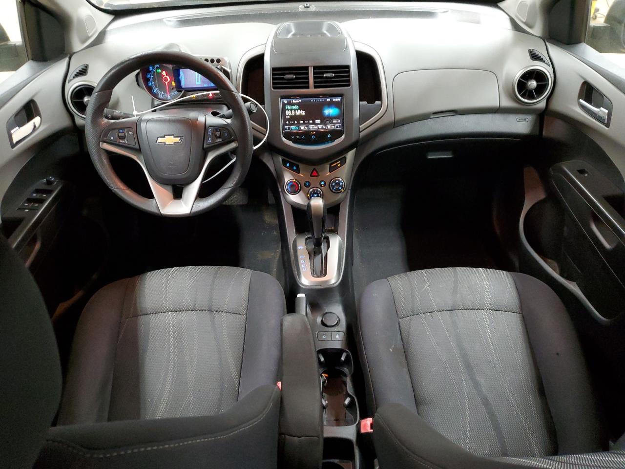 2013 Chevrolet Sonic - Image 8
