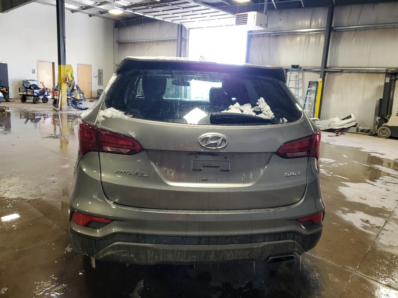 2018 Hyundai Santa Fe - Image 6
