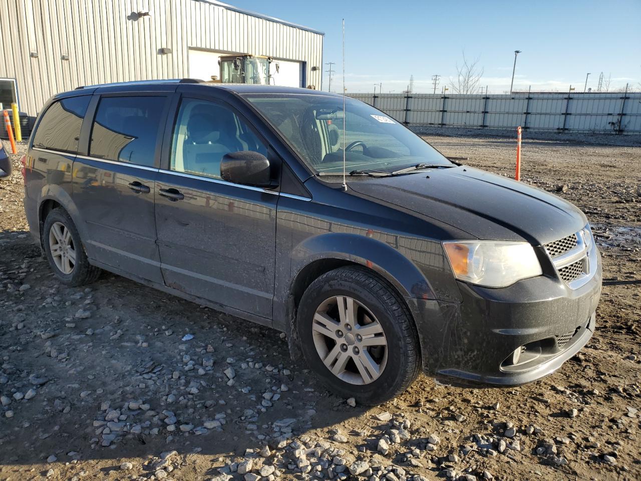 2011 Dodge Caravan - Image 4