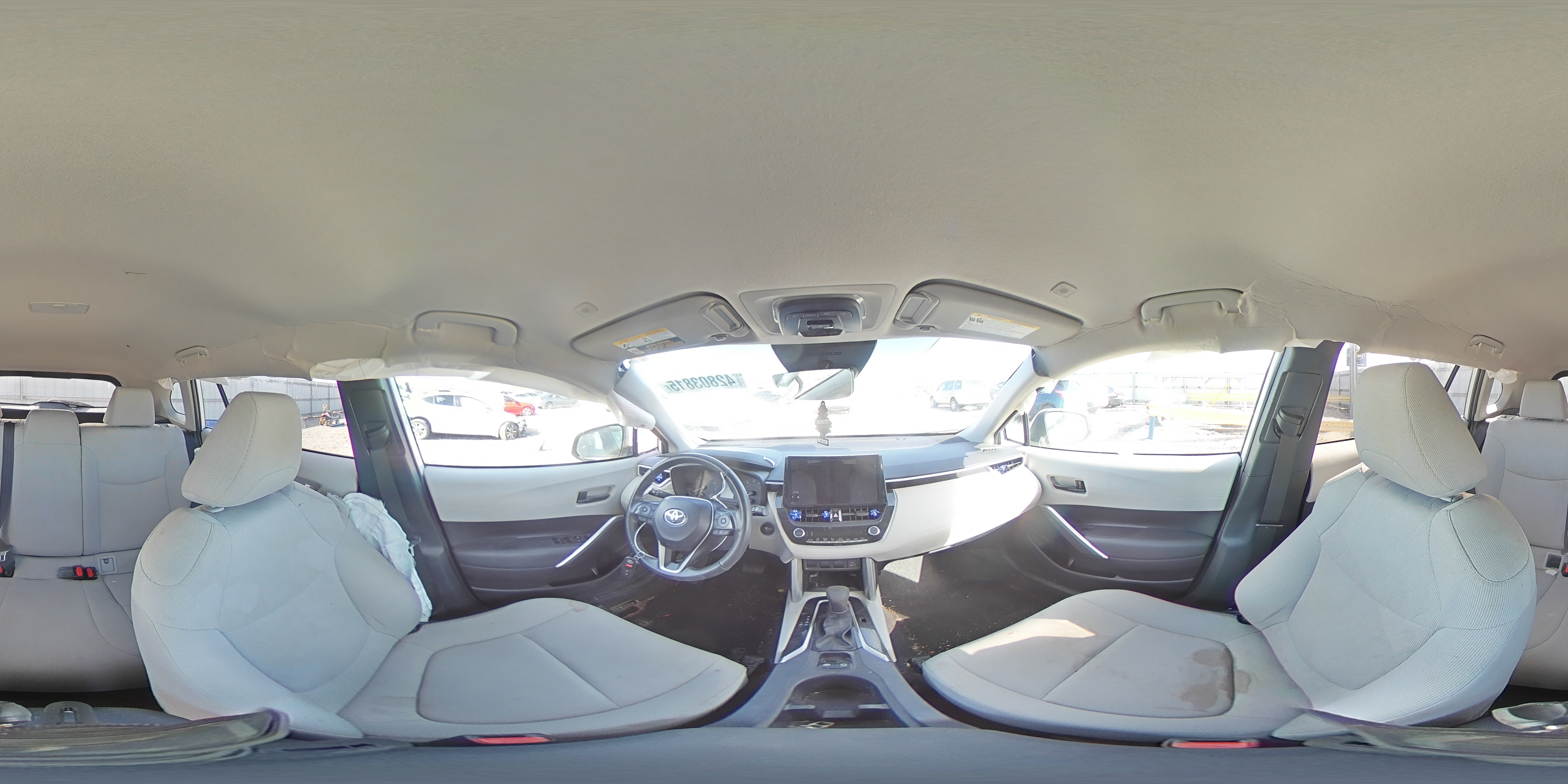 2024 Toyota Corolla Cross - Image 13