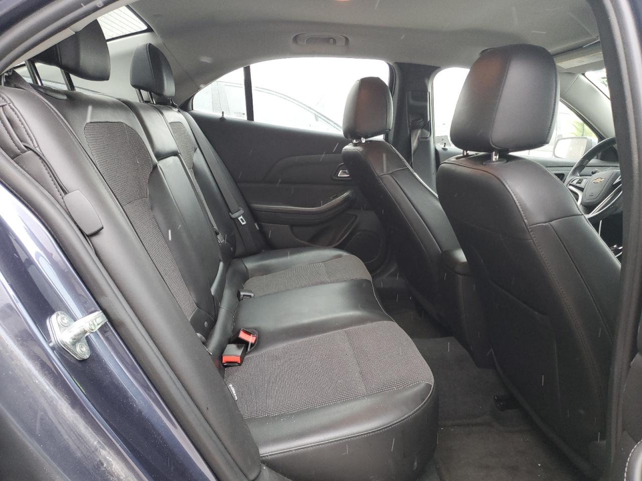 2014 Chevrolet Malibu - Image 10
