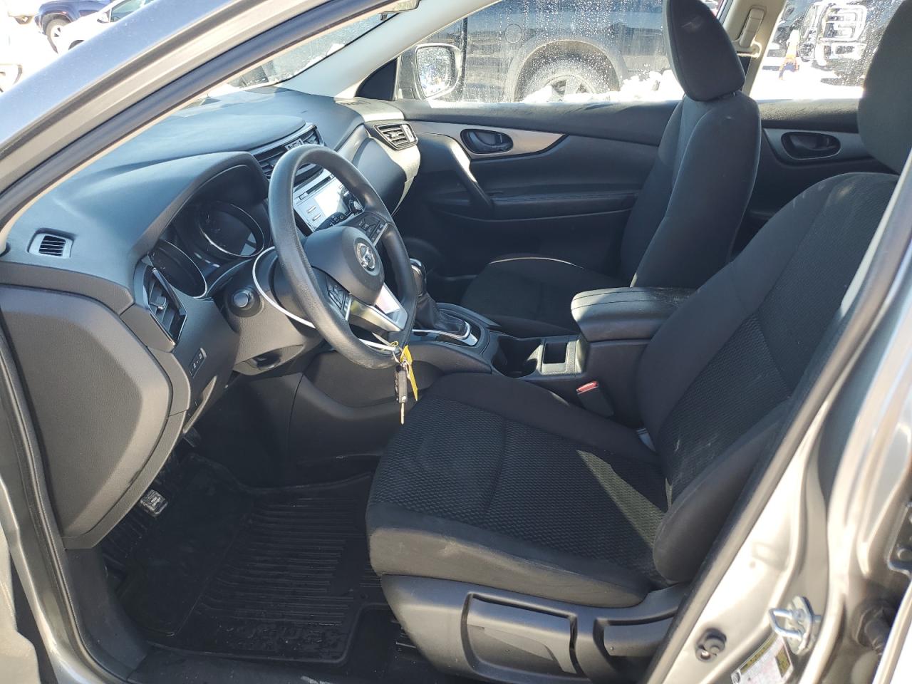 2018 Nissan Rogue - Image 7