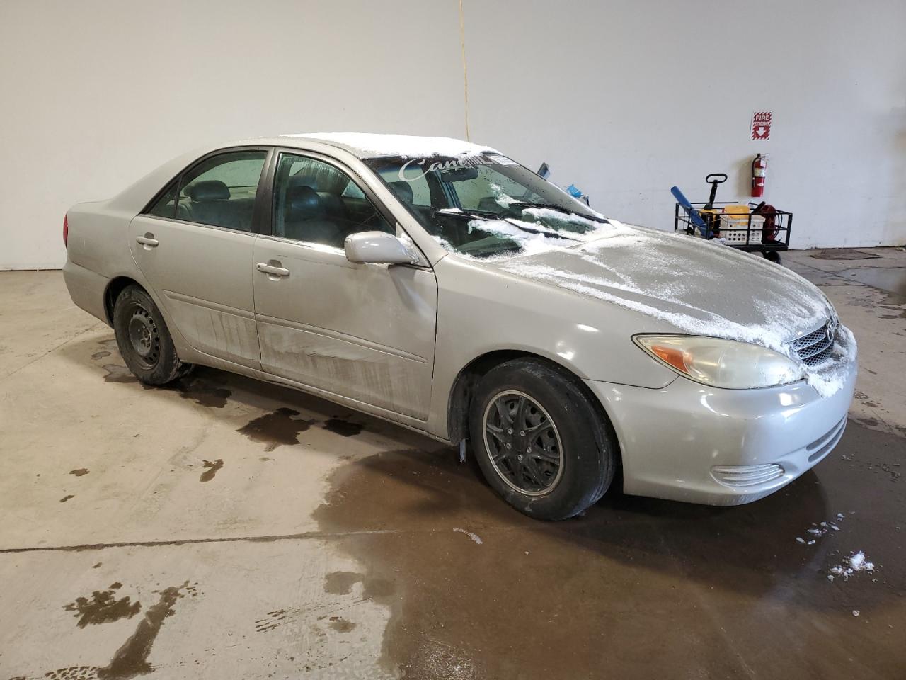 2004 Toyota Camry - Image 4