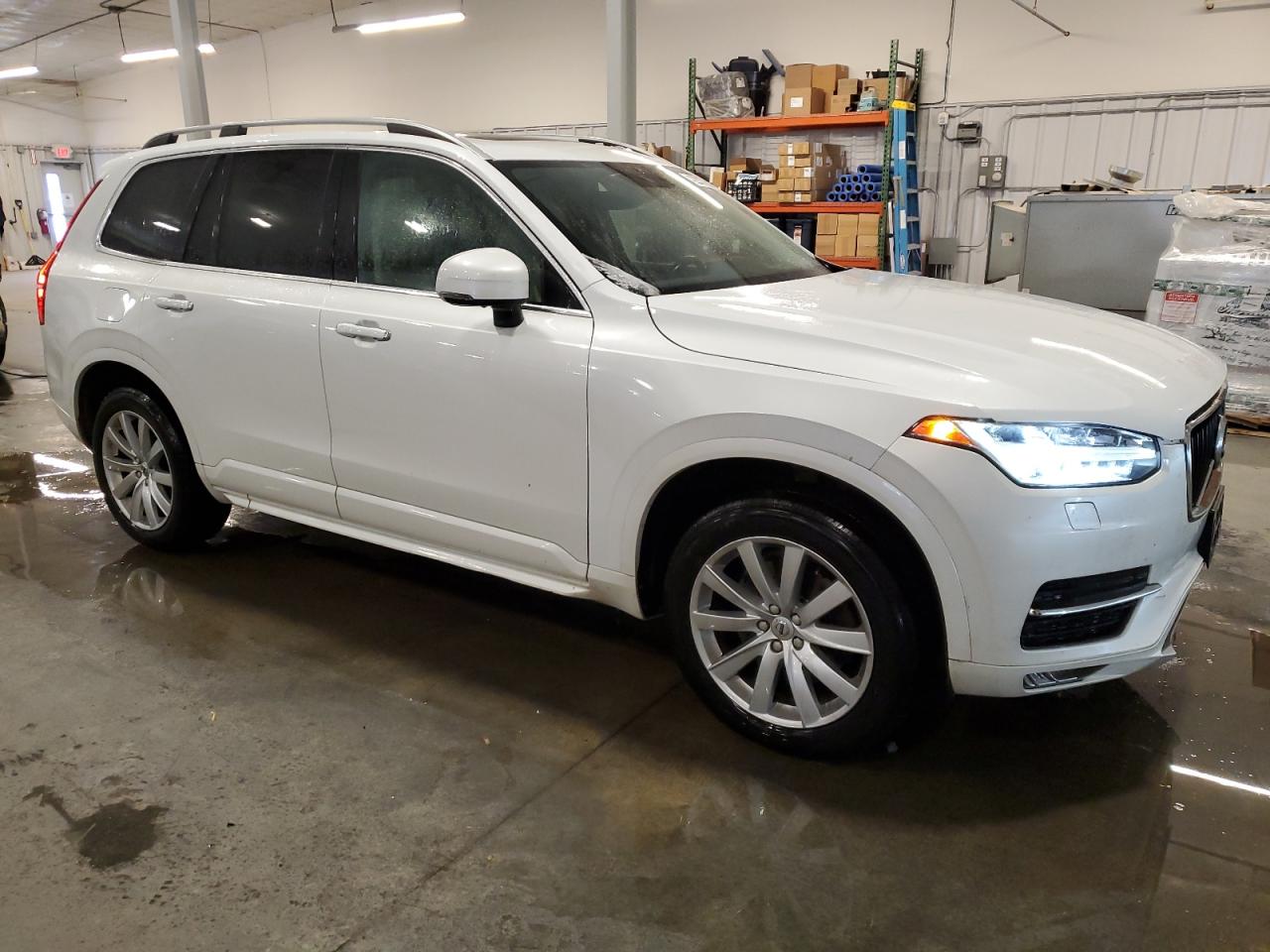 2016 Volvo XC90 - Image 4