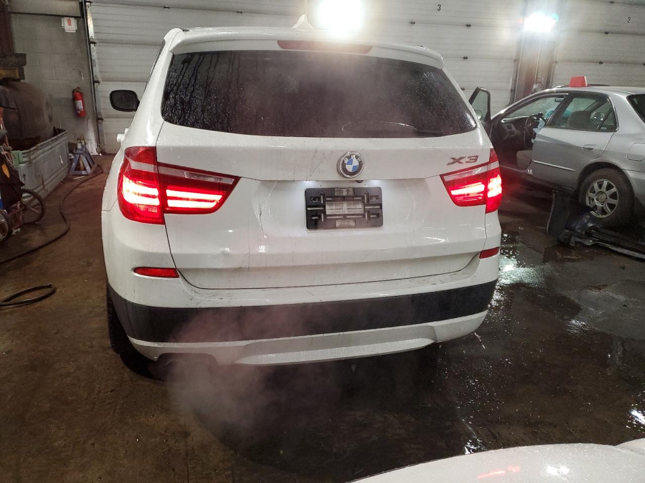 2011 BMW X3 - Image 6