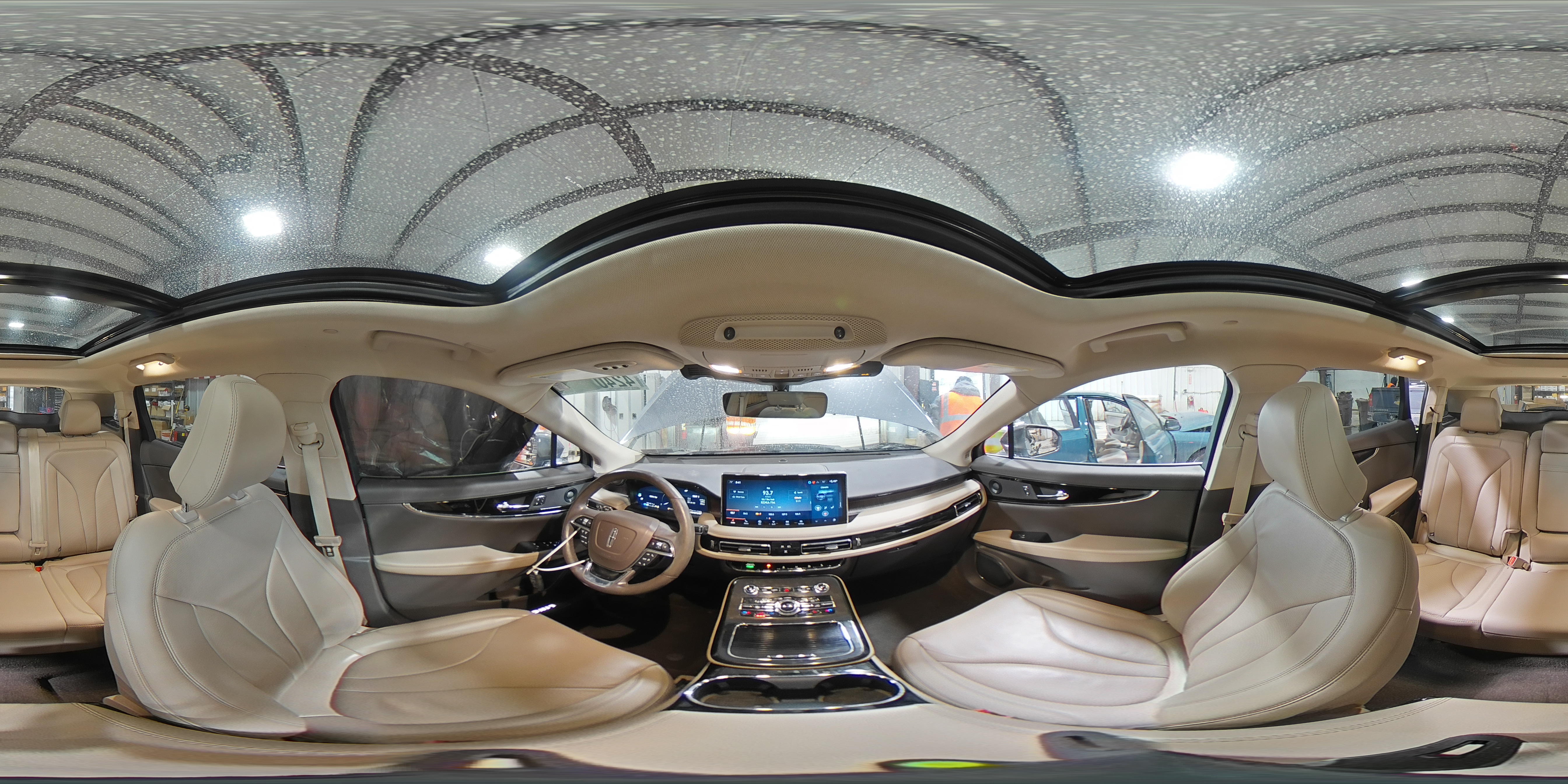 2021 Lincoln Nautilus - Image 16