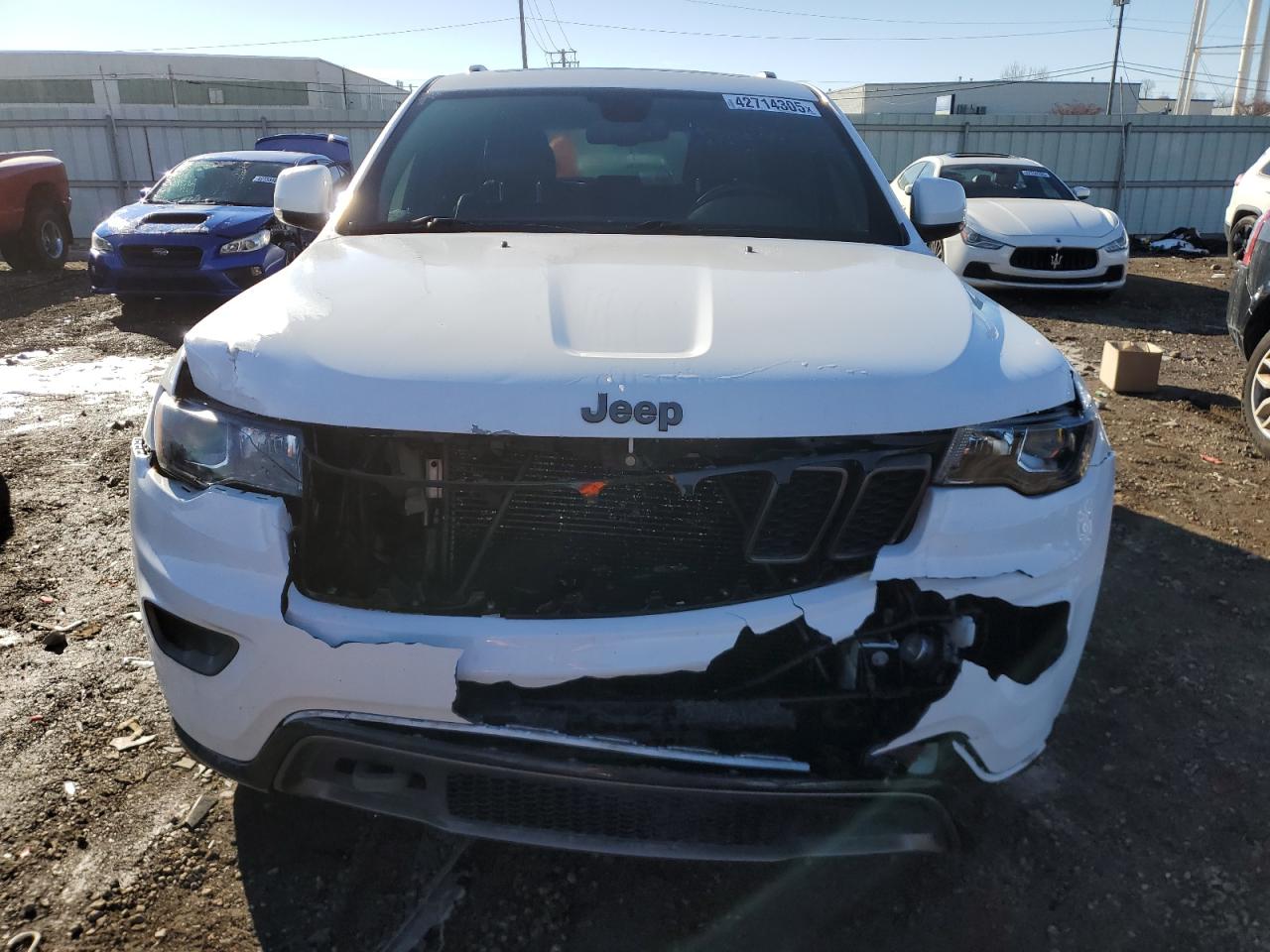 2016 Jeep Grand Cherokee - Image 5