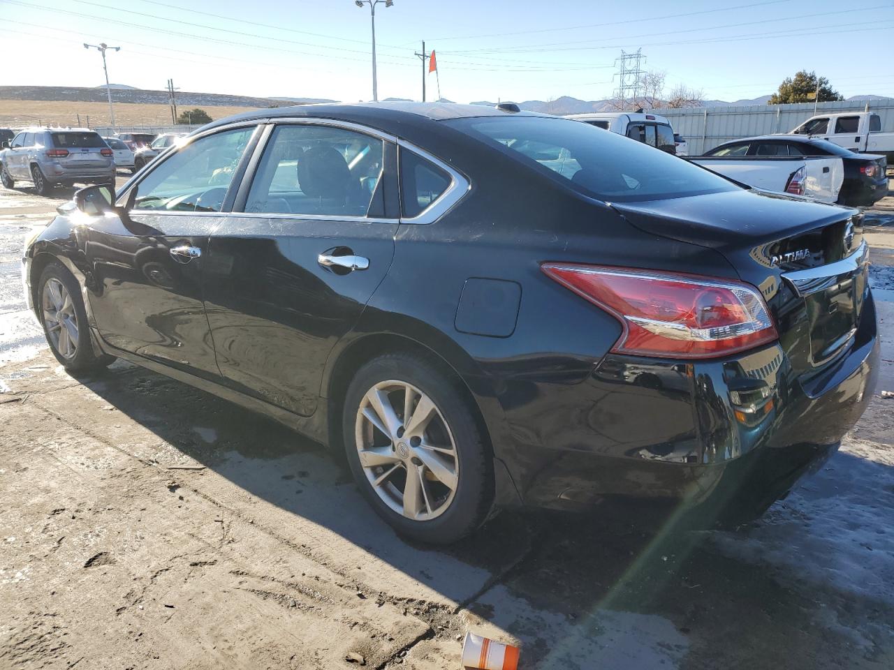 2013 Nissan Altima - Image 2