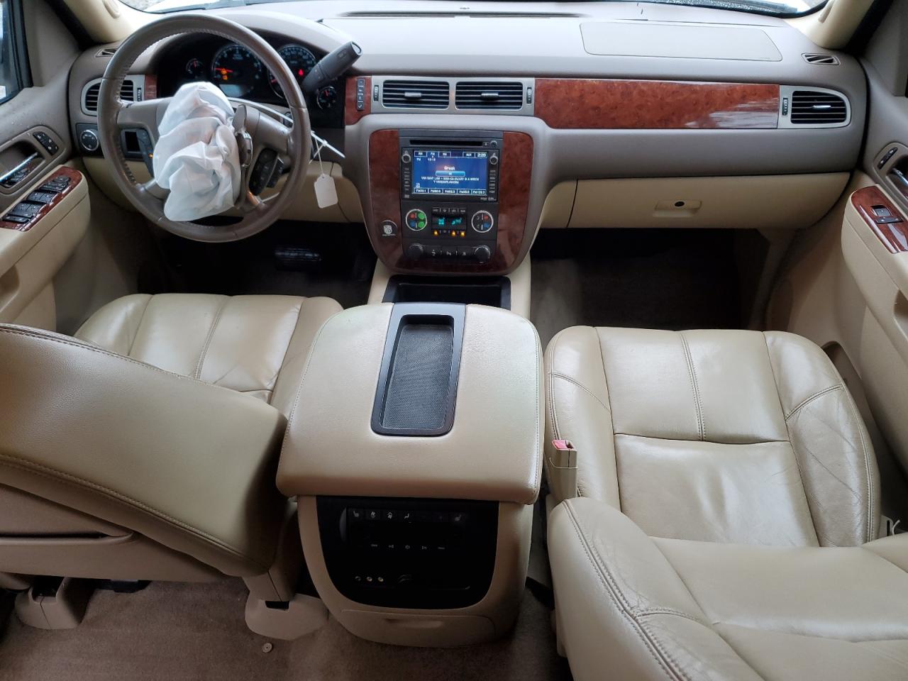 2011 Chevrolet Tahoe - Image 8