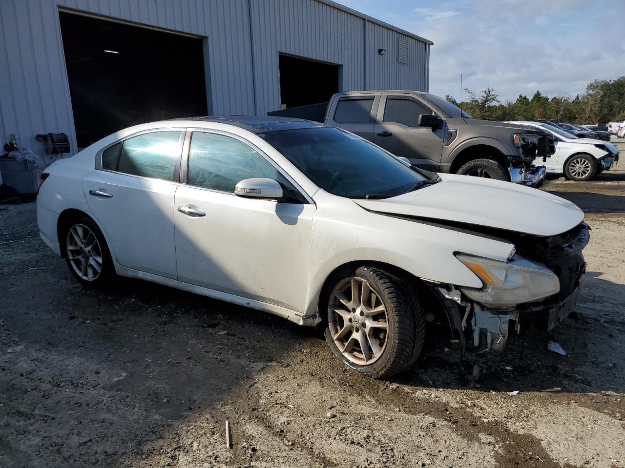 2009 Nissan Maxima - Image 4