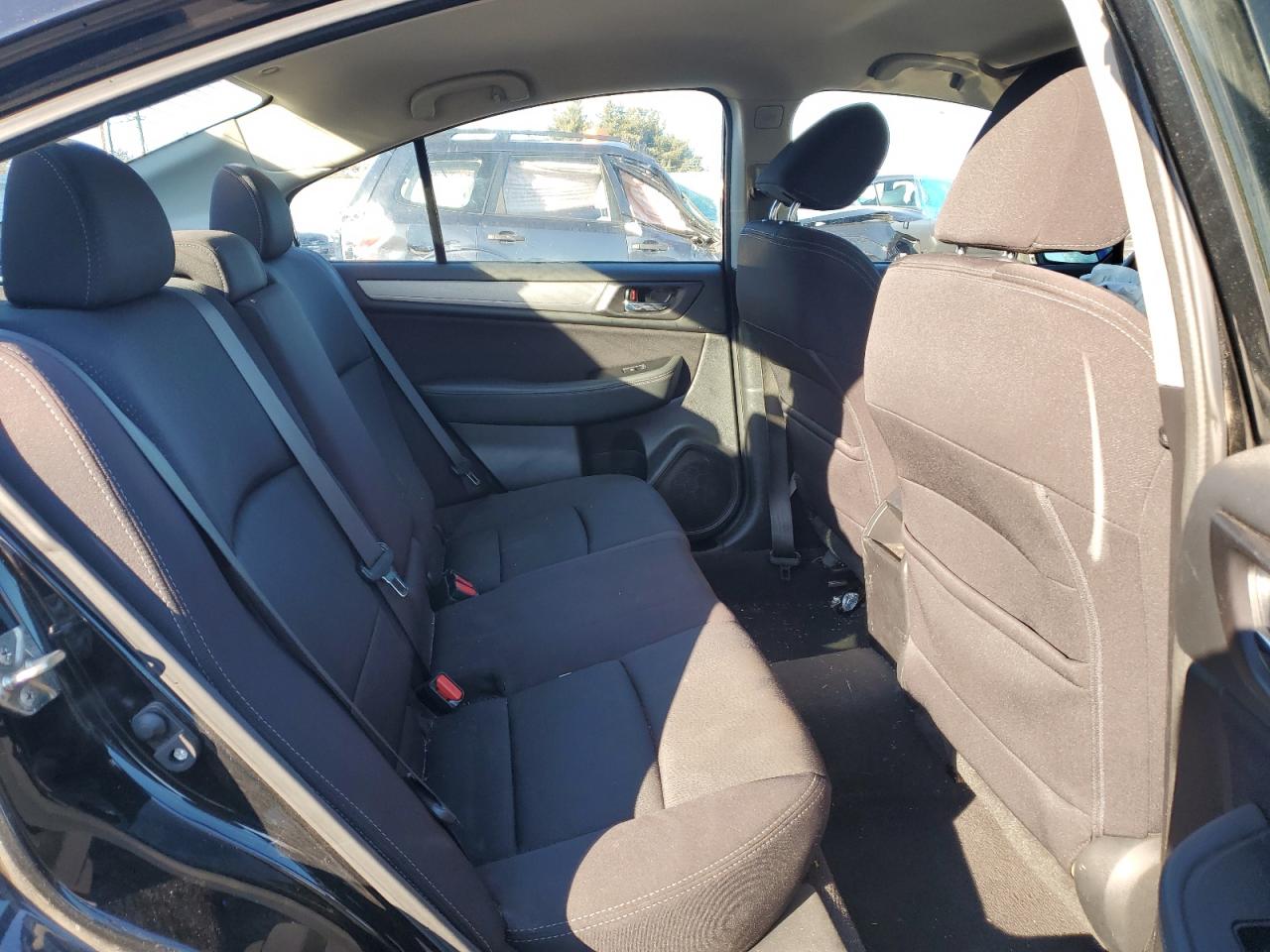 2016 Subaru Legacy - Image 10