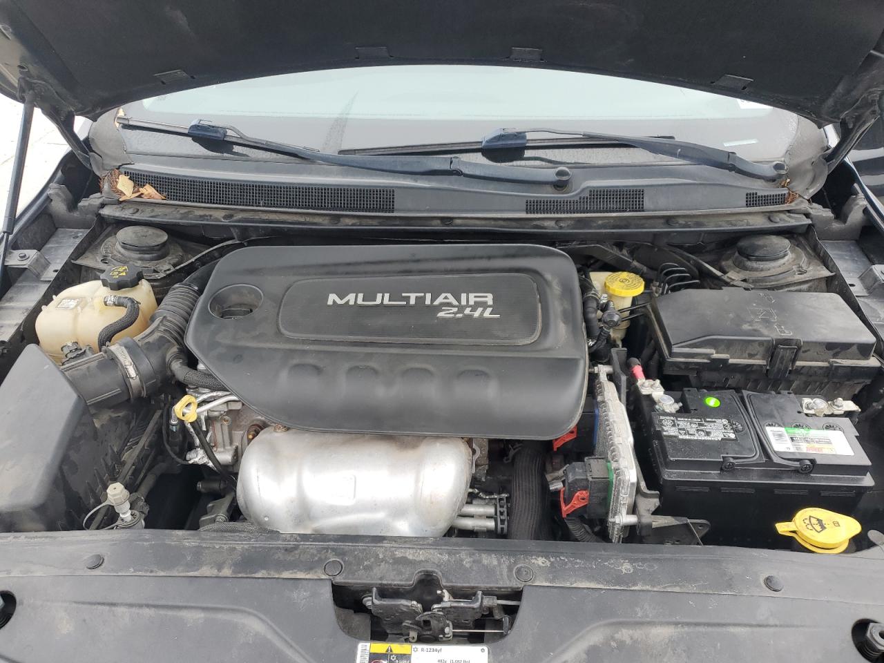 2017 Chrysler 200 - Image 11