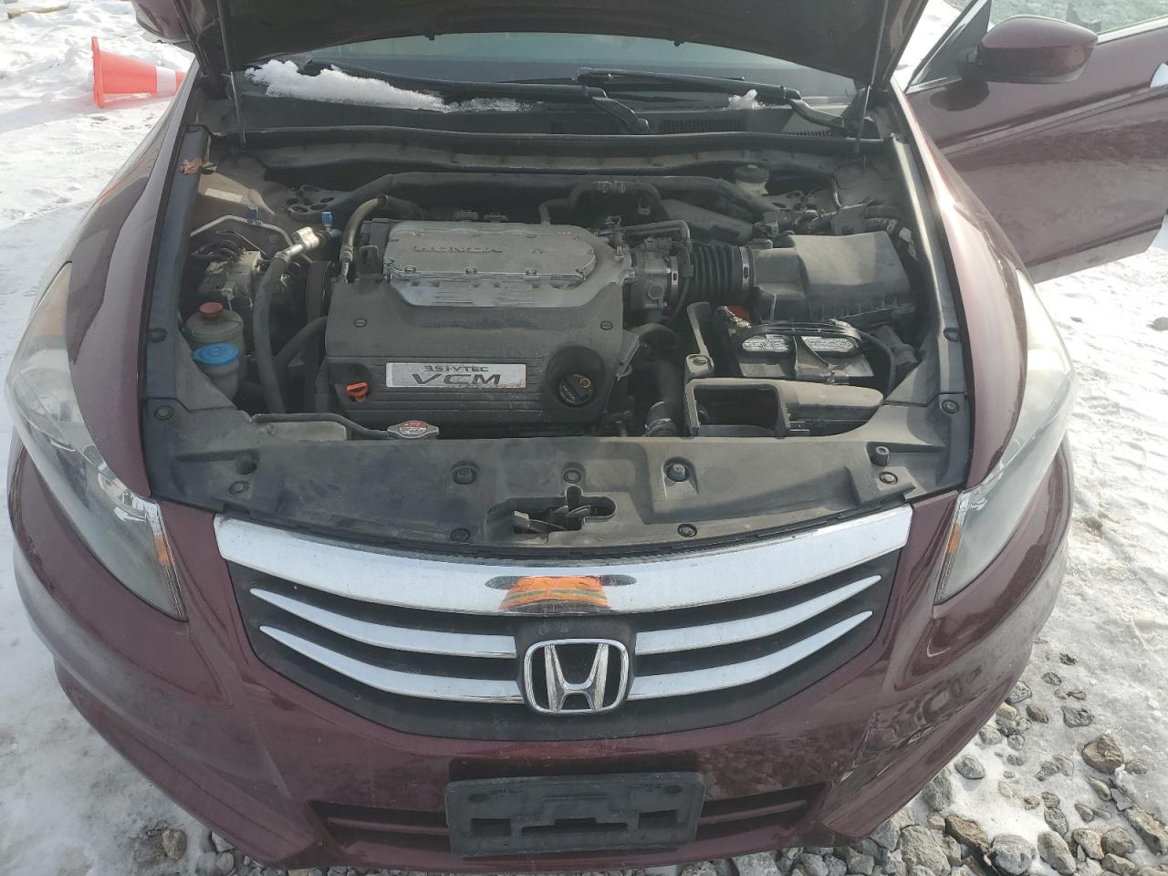 2012 Honda Accord - Image 11