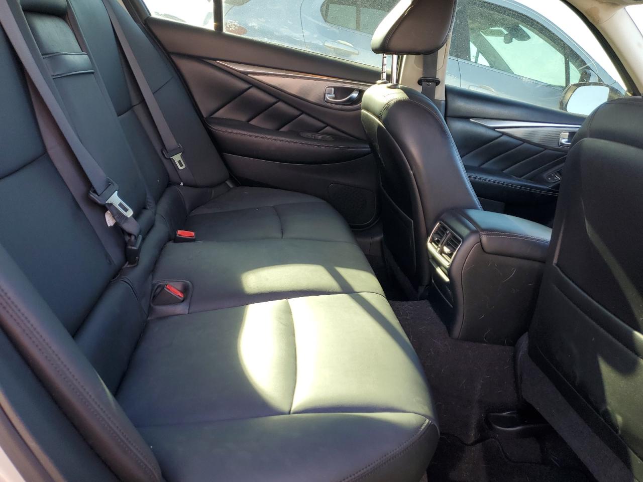 2017 Infiniti Q50 - Image 10