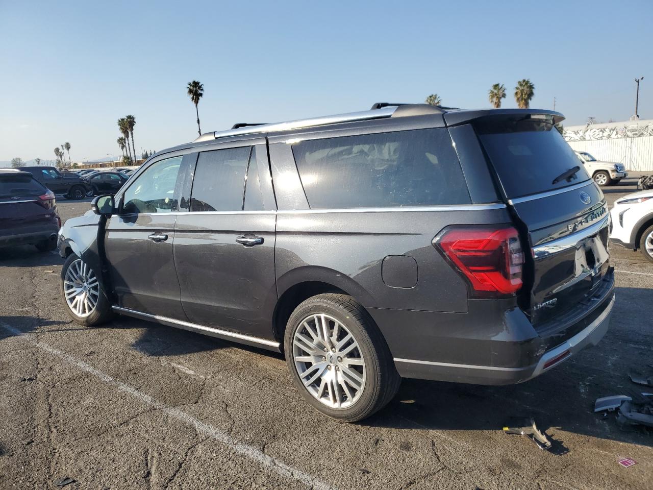 2023 Ford Expedition - Image 2
