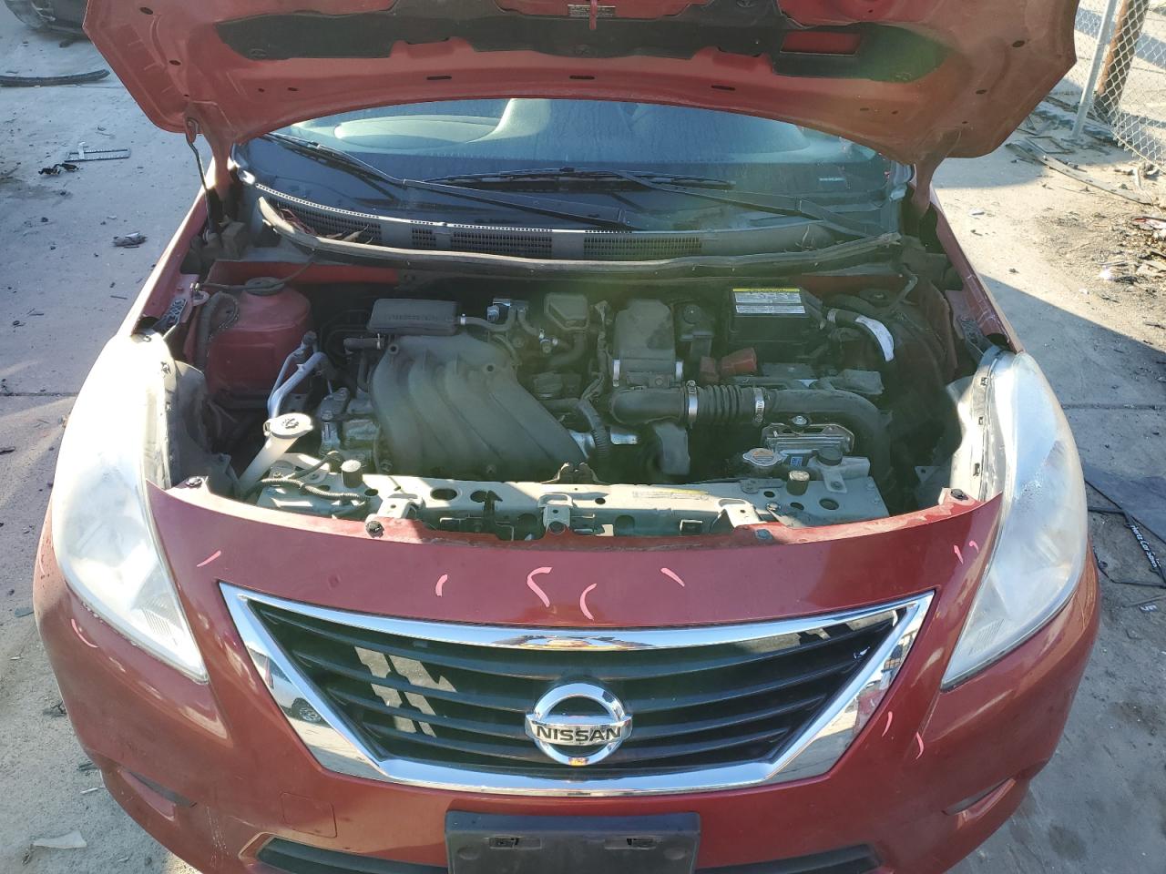 2014 Nissan Versa - Image 12