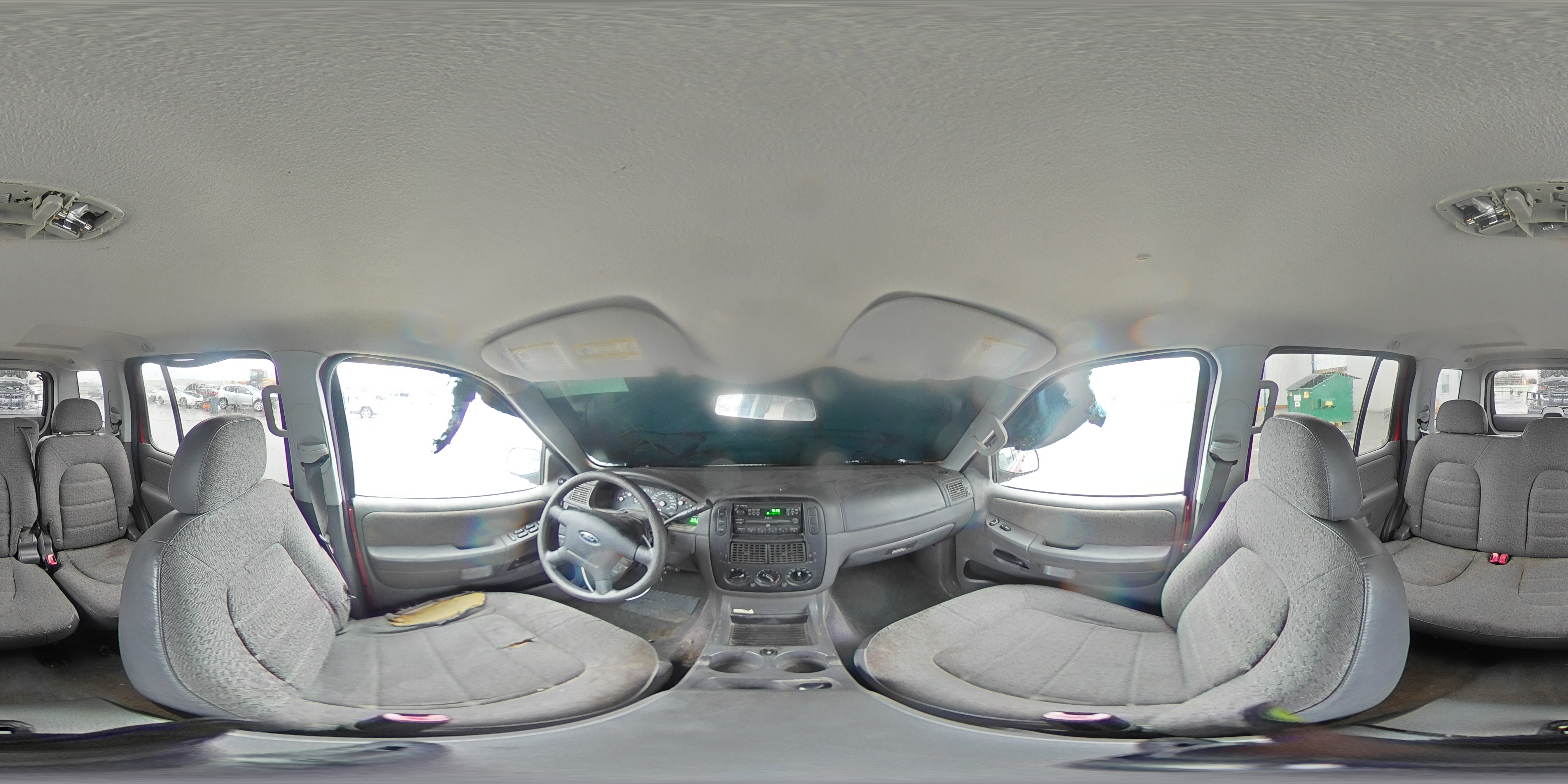 2005 Ford Explorer - Image 14