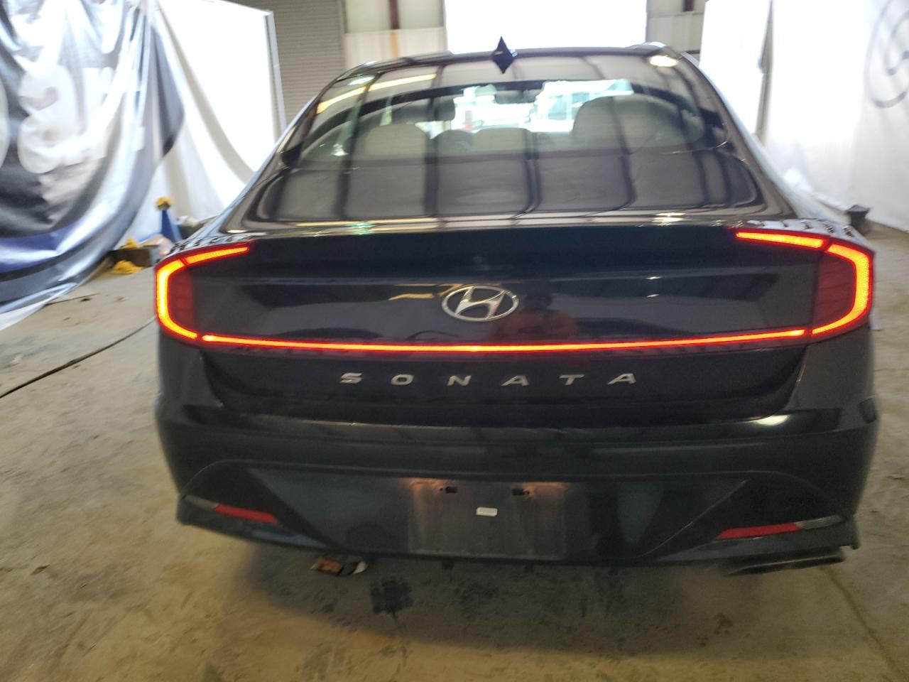 2021 Hyundai Sonata - Image 6