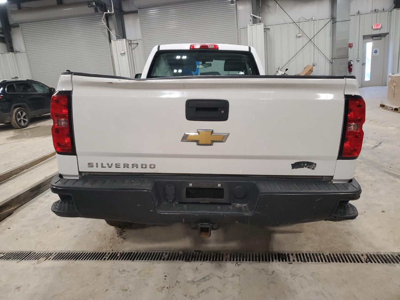 2014 Chevrolet Silverado - Image 6