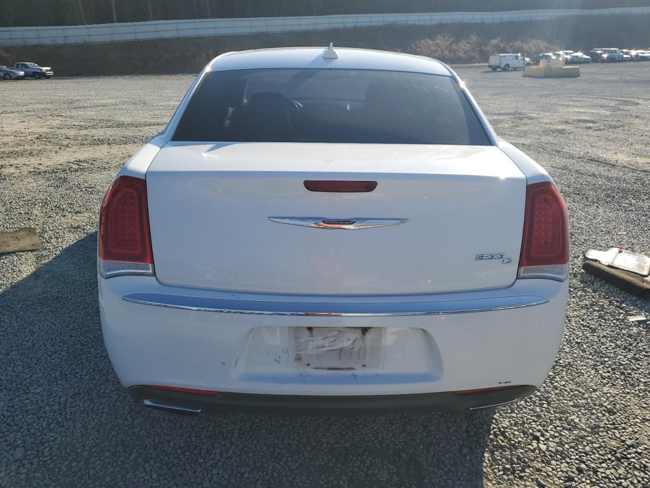 2016 Chrysler 300 - Image 6