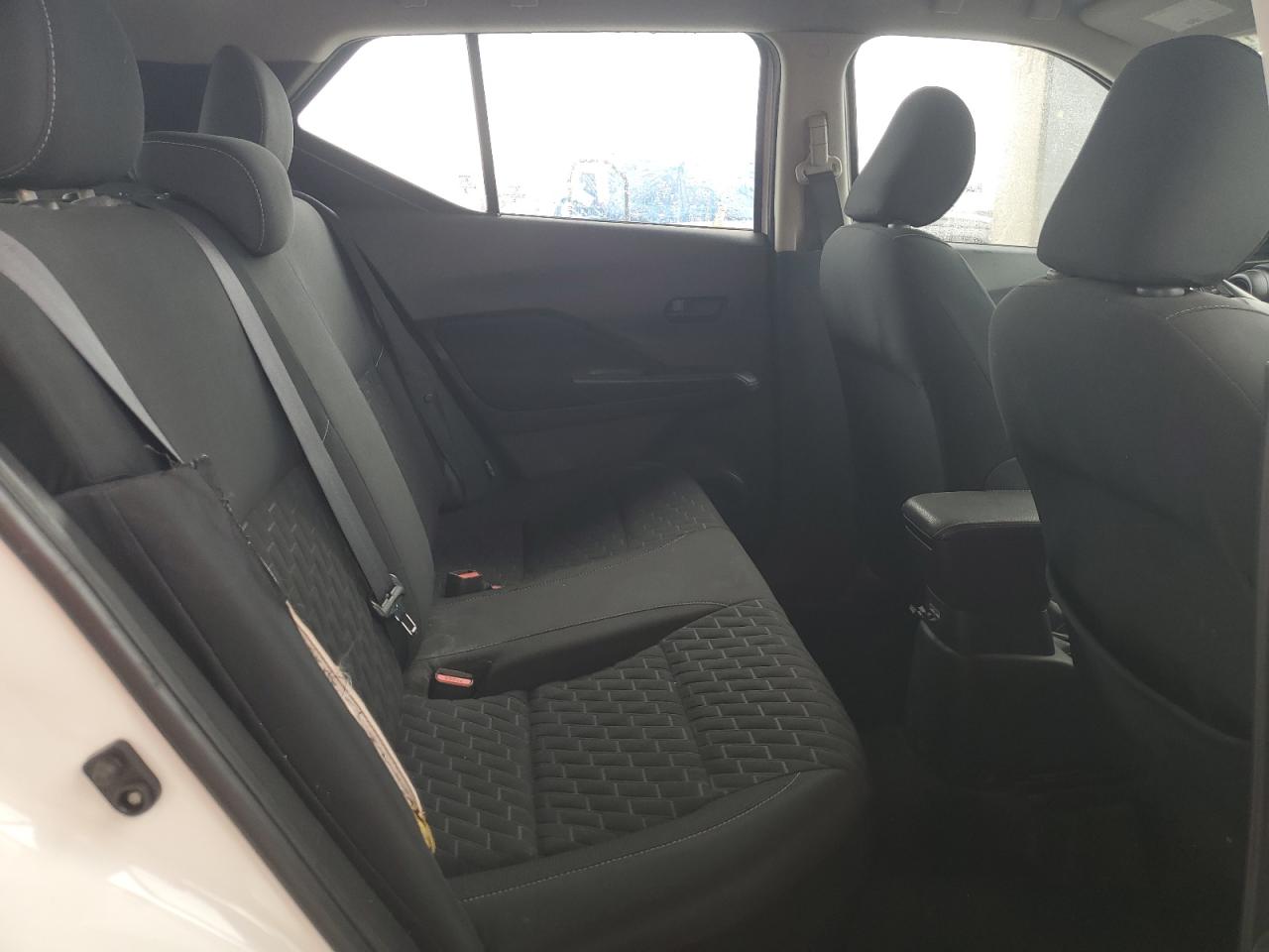 2021 Nissan Kicks - Image 11
