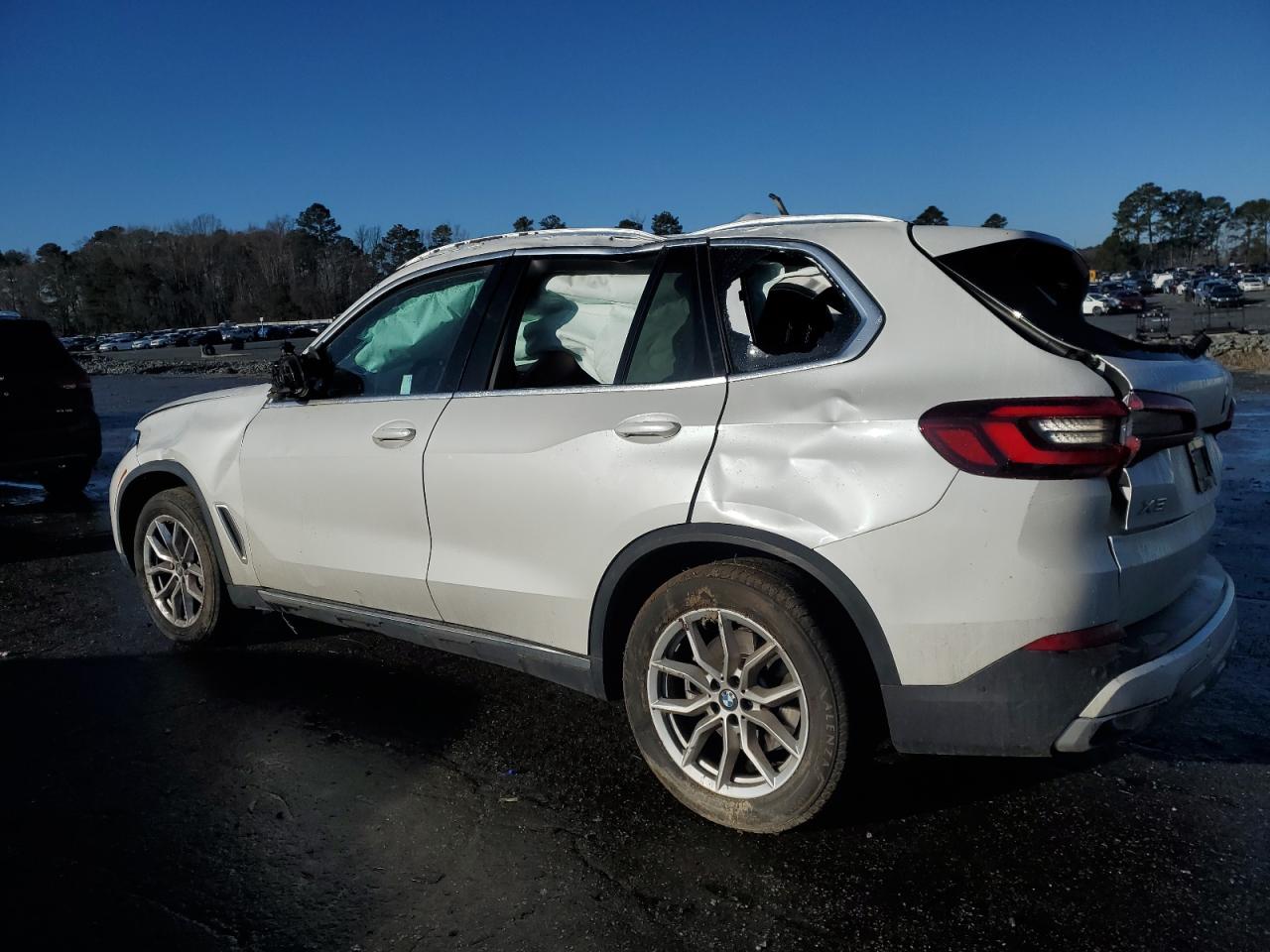 2023 BMW X5 - Image 2