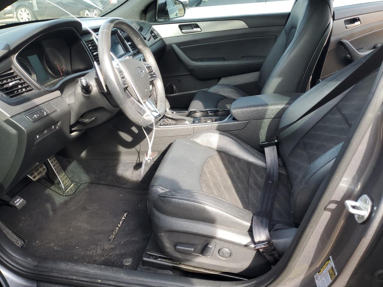 2018 Hyundai Sonata - Image 7